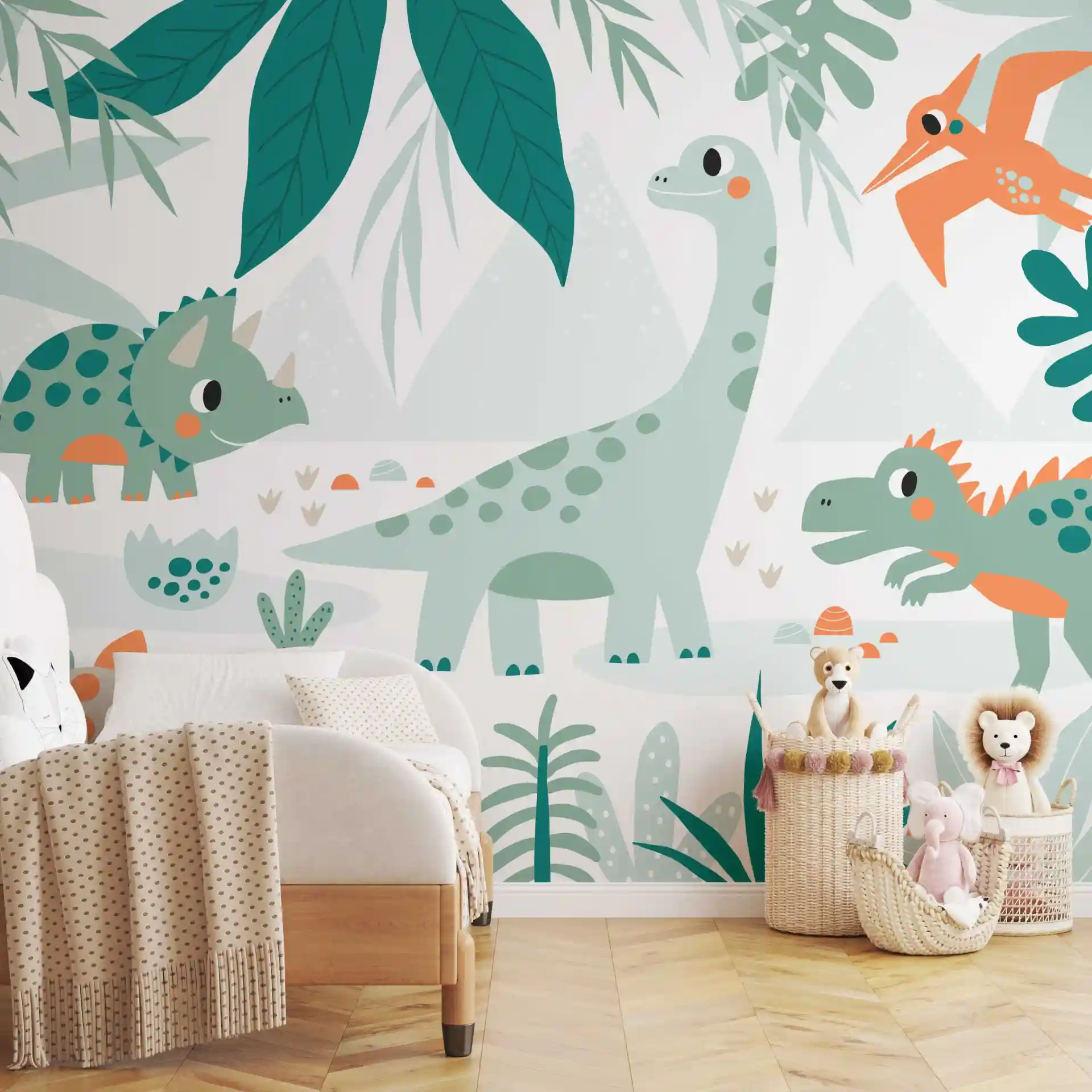 Tapete Dinosaurier im Kinderzimmer mit weißem Bett, Strickdecke und Plüschtieren in Körben